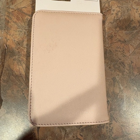 Frasier Sterling Lemon Passport Holder - Picture 6 of 9